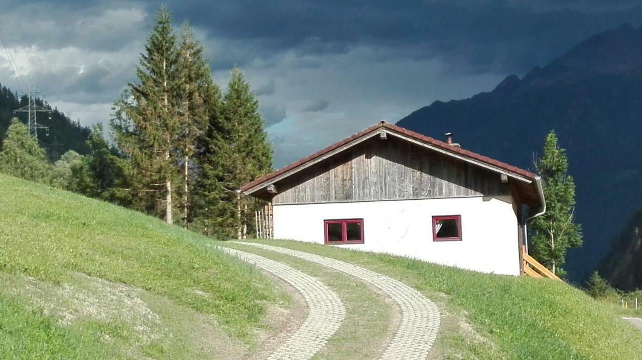 Ferienhaus Am Wallnerhof Flattach Ngoại thất bức ảnh